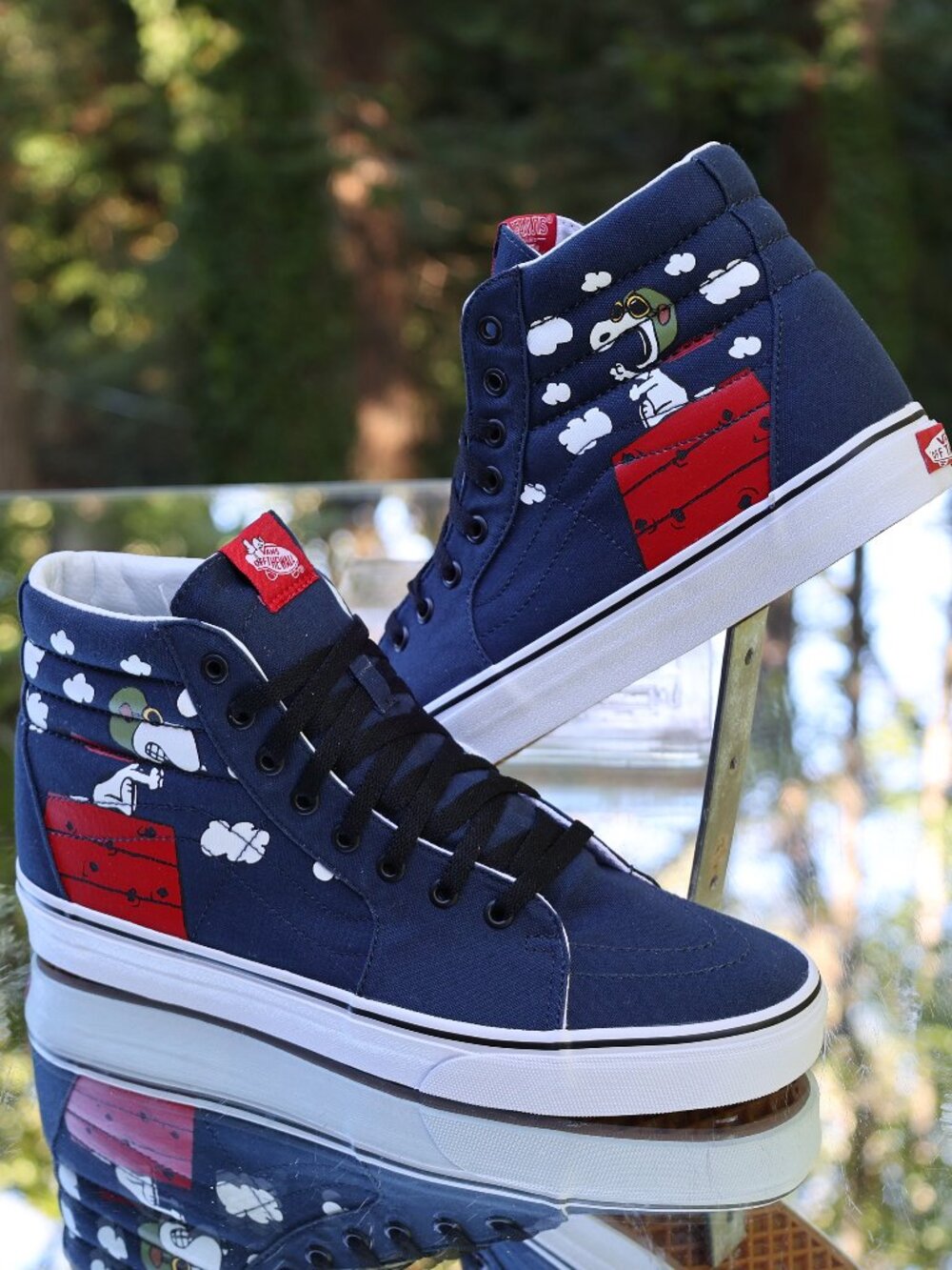 Vans Peanuts x Sk8-Mid Reissue Snoopy Flying Ace